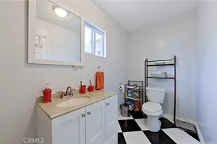 5633 Denny, North Hollywood, CA 91601 - Photo 35
