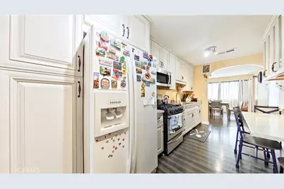5633 Denny, North Hollywood, CA 91601 - Photo 25