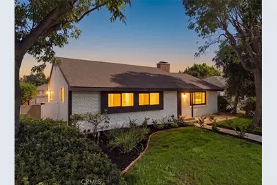 15043 Tuba, Los Angeles, CA 91345 - Photo 3