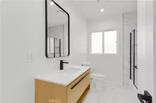 15043 Tuba, Los Angeles, CA 91345 - Photo 27