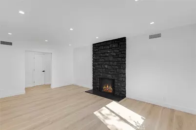 15043 Tuba, Los Angeles, CA 91345 - Photo 11