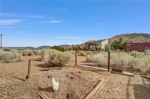 10392 Cima Mesa Rd, Juniper Hills, CA 93543 - Photo 19