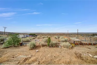 10392 Cima Mesa Road, Juniper Hills, CA 93543 - Photo 21