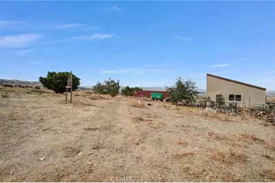 10392 Cima Mesa Road, Juniper Hills, CA 93543 - Photo 7