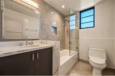 10612 Bloomfield Street, Toluca Lake, CA 91602 - Photo 21