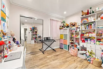 13067 Azores, Los Angeles, CA 91342 - Photo 15