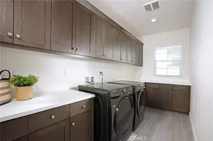 20523 Stella Pl, Saugus, CA 91350 - Photo 19