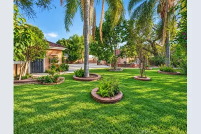 13436 Bradley, Los Angeles, CA 91342 - Photo 39