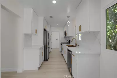 19649 Friar, Tarzana, CA 91335 - Photo 23