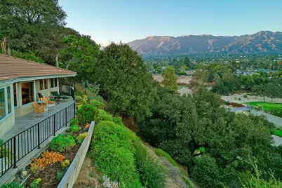 3360 Country Club, Glendale, CA 91208 - Photo 31
