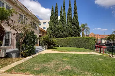 1547 S Wilton, Los Angeles, CA 90019 - Photo 13