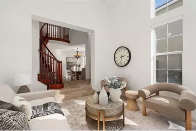 21507 Bodie Place, Saugus, CA 91390 - Photo 9