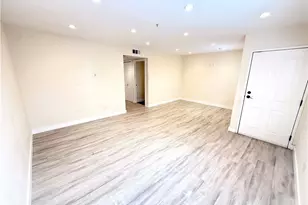 10894 Olinda St, Los Angeles, CA 91352 - Photo 3