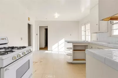 8034 Yolanda, Reseda, CA 91335 - Photo 21
