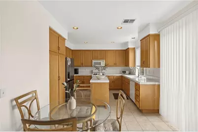 8200 Crebs, Reseda, CA 91335 - Photo 11