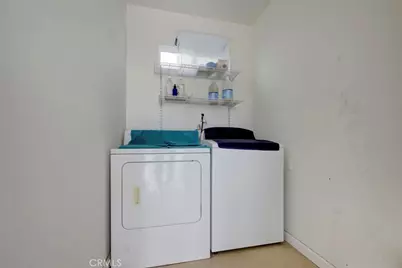 6911 Valmont Street, Tujunga, CA 91042 - Photo 39