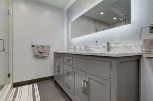6911 Valmont St, Tujunga, CA 91042 - Photo 13