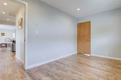 6911 Valmont Street, Tujunga, CA 91042 - Photo 19
