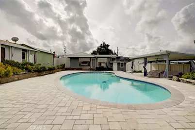 6911 Valmont Street, Tujunga, CA 91042 - Photo 35