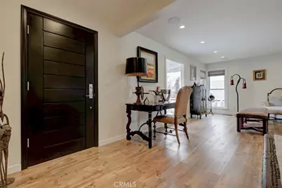 6911 Valmont Street, Tujunga, CA 91042 - Photo 7