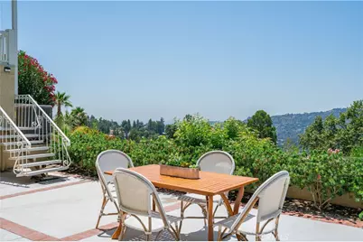 444 Meadowview Drive, La Canada Flintridge, CA 91011 - Photo 59