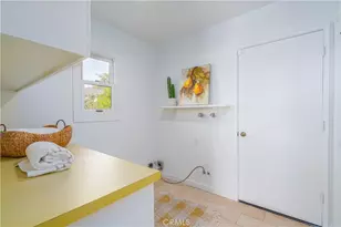 444 Meadowview Dr, La Canada Flintridge, CA 91011 - Photo 49