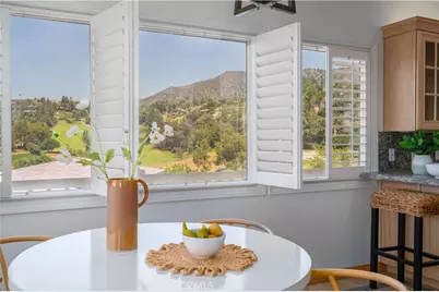 444 Meadowview Drive, La Canada Flintridge, CA 91011 - Photo 23