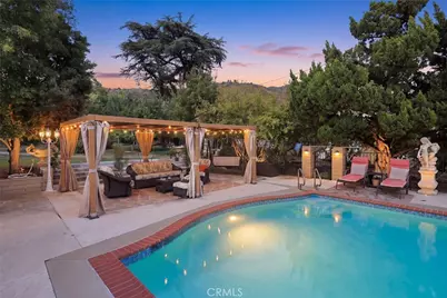 1011 Matilija, Glendale, CA 91202 - Photo 11