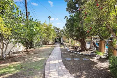 1011 Matilija, Glendale, CA 91202 - Photo 57