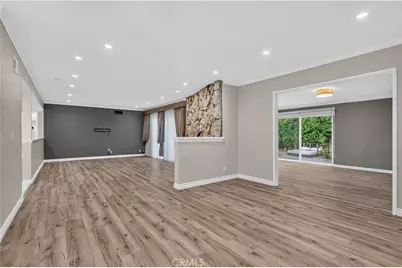 8340 Gladbeck, Northridge, CA 91324 - Photo 11