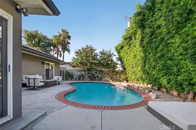 8340 Gladbeck, Northridge, CA 91324 - Photo 59