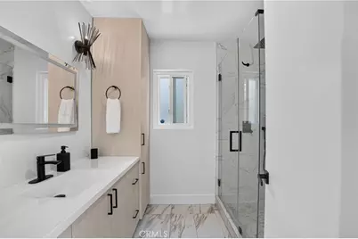 12418 Bradford, Granada Hills, CA 91344 - Photo 47