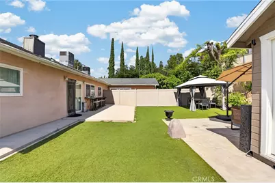 12418 Bradford, Granada Hills, CA 91344 - Photo 31