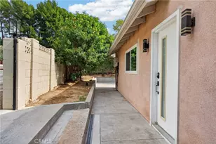 12418 Bradford, Granada Hills, CA 91344 - Photo 33