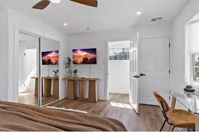 409 N Avon, Burbank, CA 91505 - Photo 17