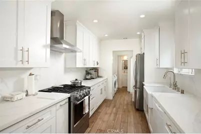 729 E Providencia, Burbank, CA 91501 - Photo 15