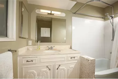 729 E Providencia, Burbank, CA 91501 - Photo 21