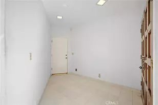 3206 Montrose Ave, La Crescenta, CA 91214 - Photo 3