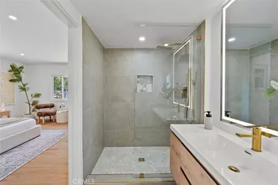 17439 Donmetz, Granada Hills, CA 91344 - Photo 35