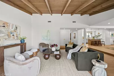 17439 Donmetz, Granada Hills, CA 91344 - Photo 9