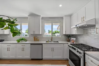 17439 Donmetz, Granada Hills, CA 91344 - Photo 21