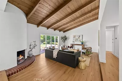 17439 Donmetz, Granada Hills, CA 91344 - Photo 11