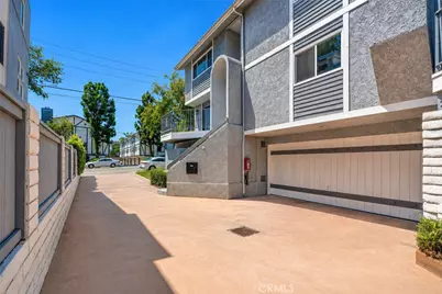 2117 Grant Avenue #1, Redondo Beach, CA 90278 - Photo 3