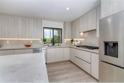 5843 Nevada, Woodland Hills, CA 91367 - Photo 13