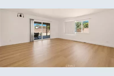 7112 Teesdale, Los Angeles, CA 91605 - Photo 9