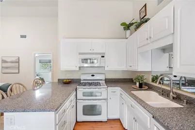1002 Pomello, Claremont, CA 91711 - Photo 11