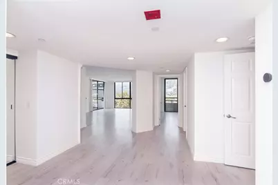 343 E Pioneer Drive #802, Glendale, CA 91203 - Photo 3