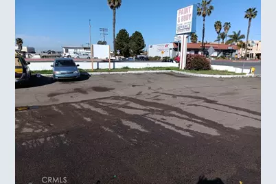 951 Broadway, Chula Vista, CA 91911 - Photo 11