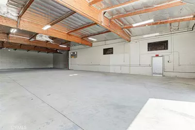 15933 Arminta, Van Nuys, CA 91406 - Photo 7