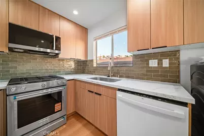 936 Centennial #7, Los Angeles, CA 90012 - Photo 9
